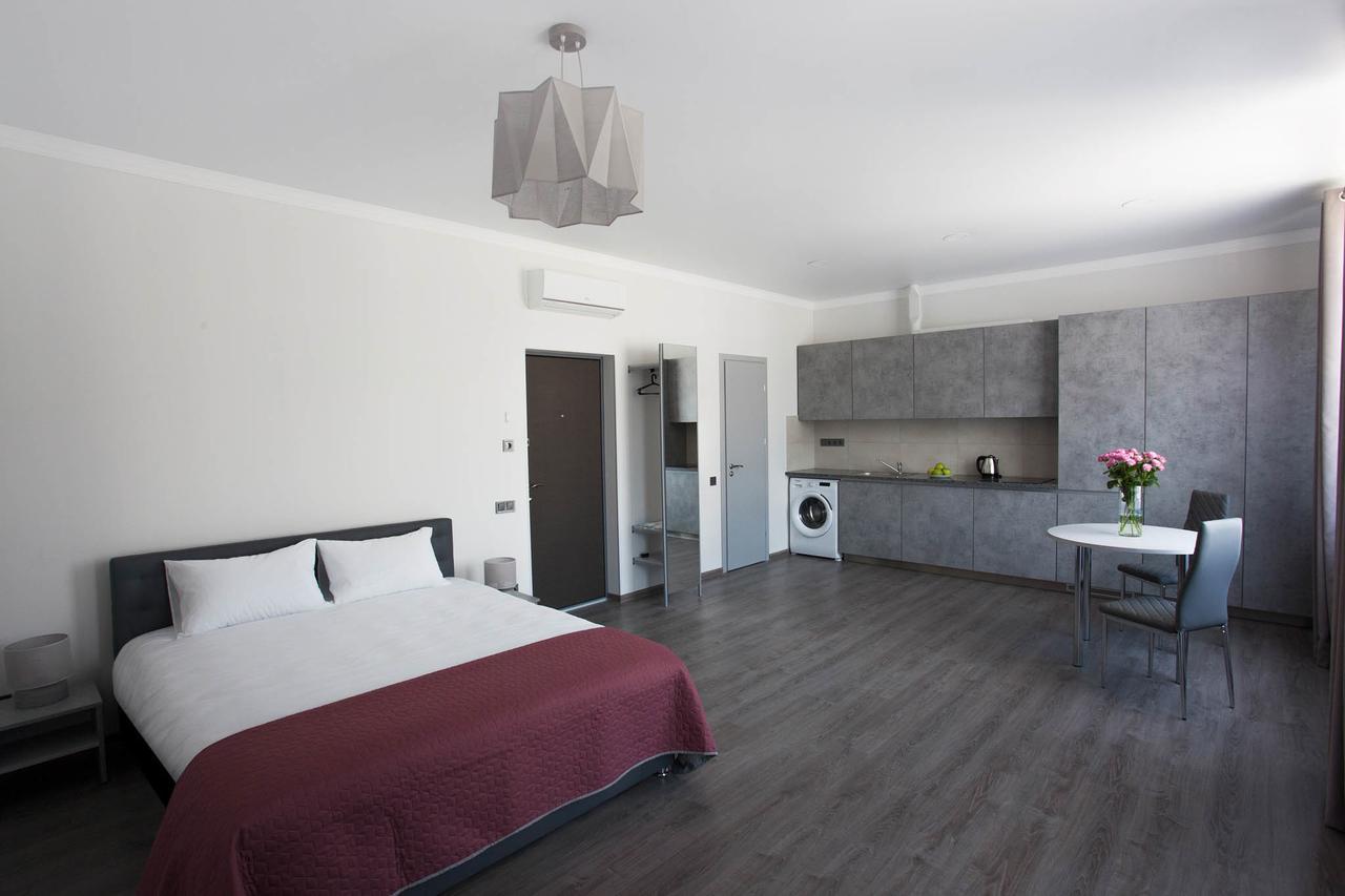 Aparthotel Sumskaya Apartments Kiev Bagian luar foto