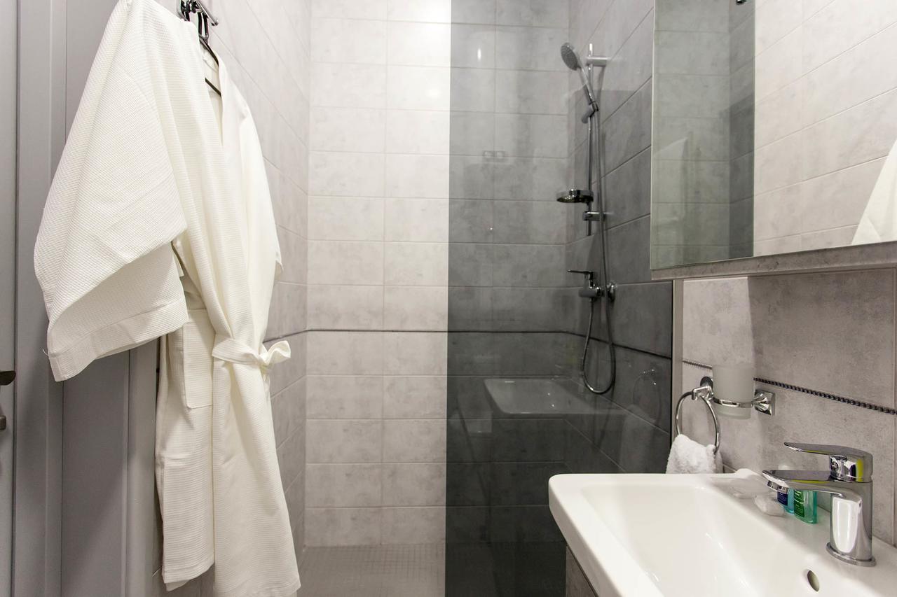 Aparthotel Sumskaya Apartments Kiev Bagian luar foto