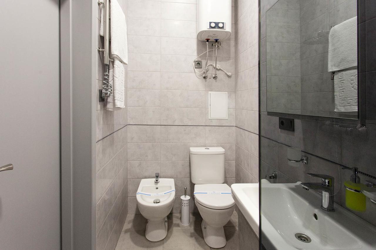 Aparthotel Sumskaya Apartments Kiev Bagian luar foto